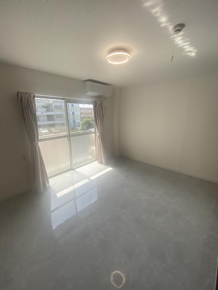 ジュネスアルーユ201号室