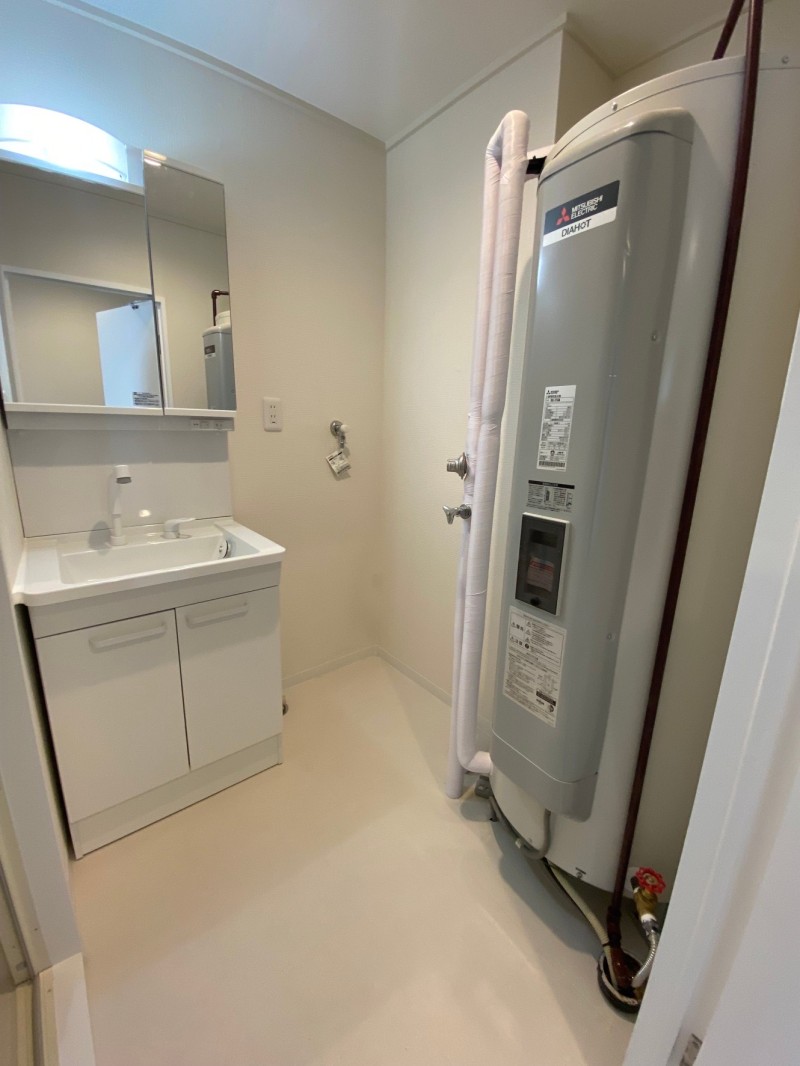 サンライズマンション河辺203号室